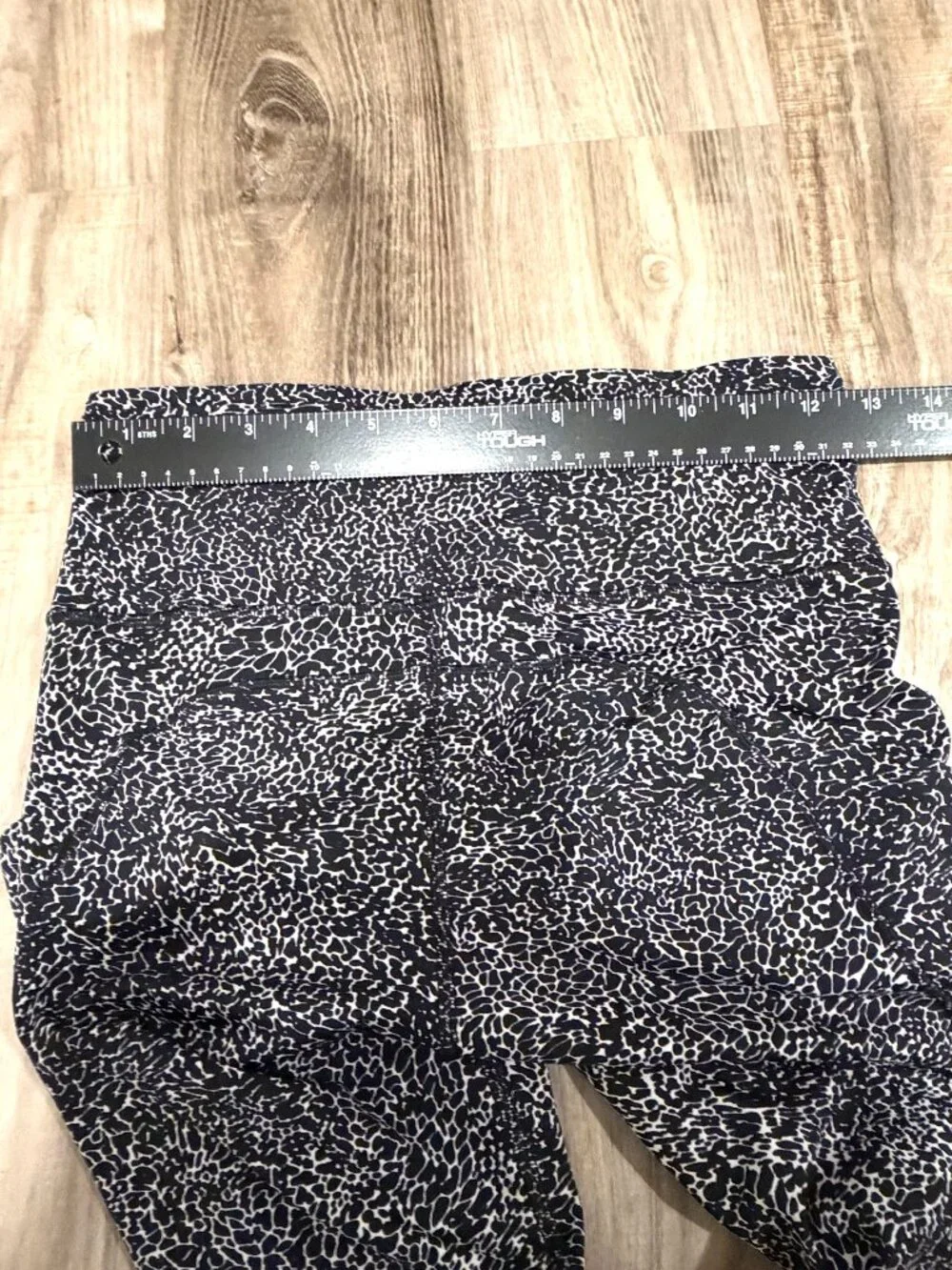Lululemon Align Pants Size 6 Wild Thing Camo Deep Coal Custom Adjusted
